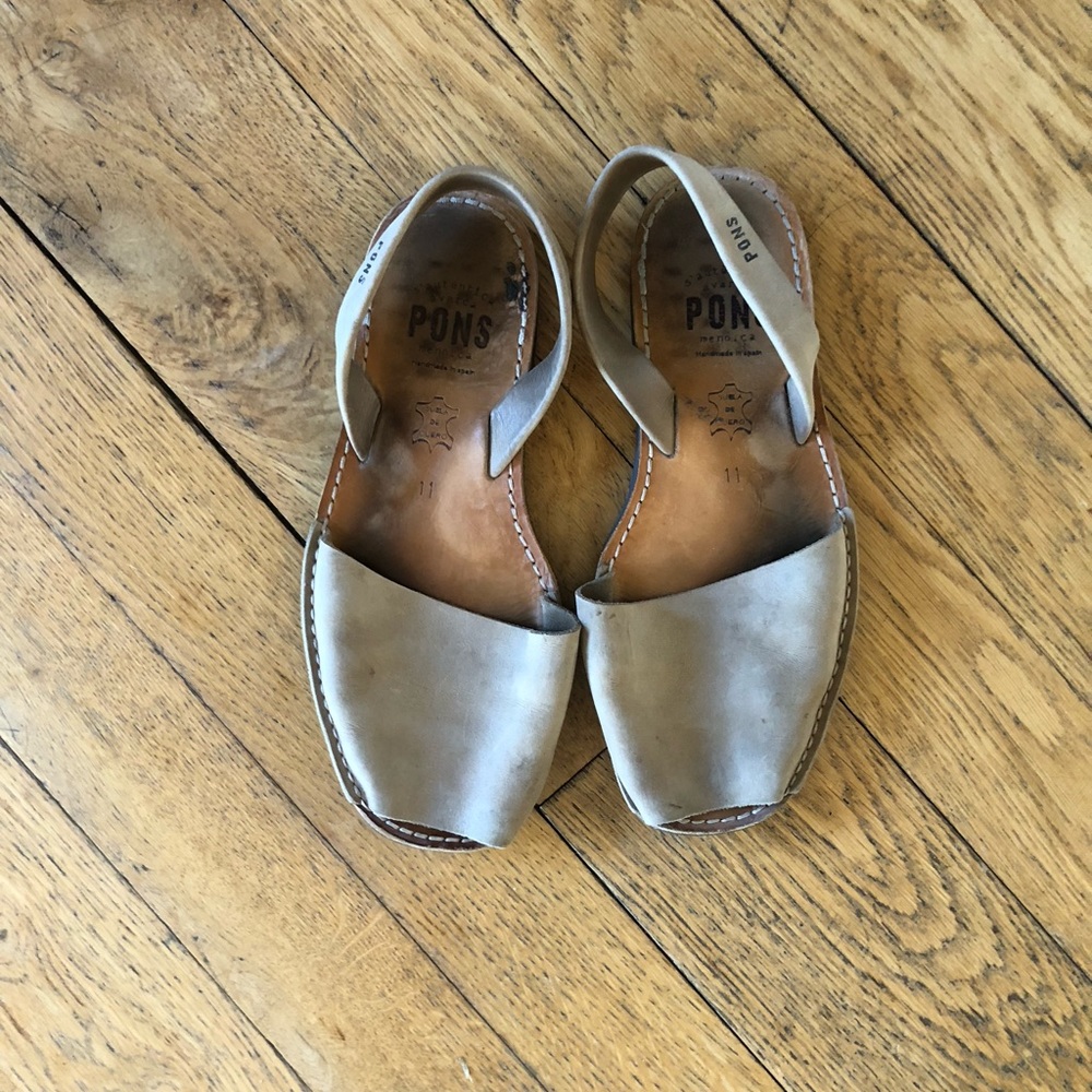 Avarcas Pons Taupe Sandals